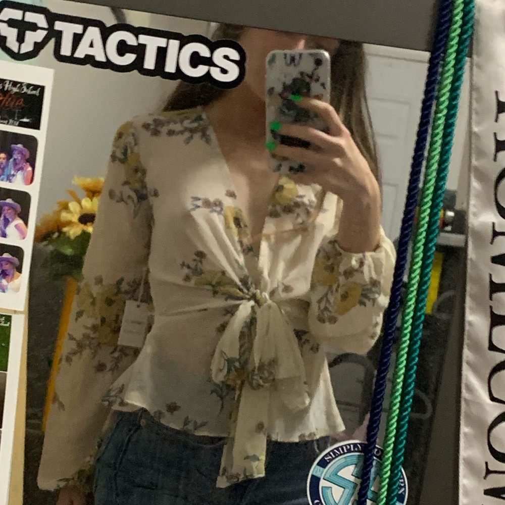 #forvever21 blouse, tags still on